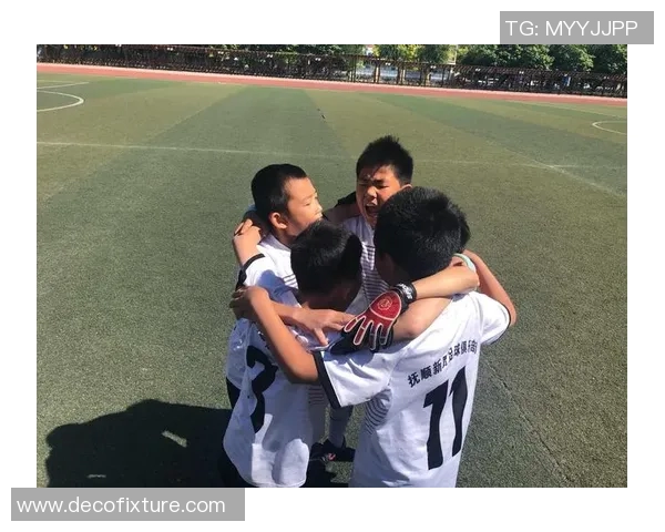 足球明星帕莱德的传奇人生与赛场辉煌成就全解析